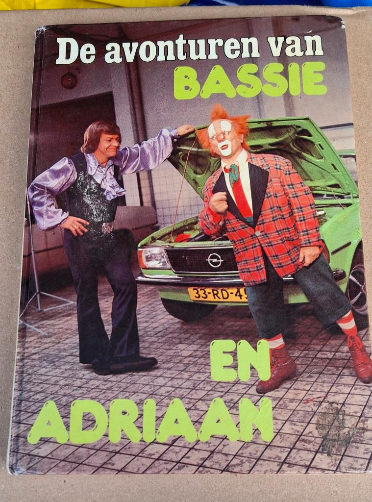 Vintage boek De avonturen van Bassie en Adriaan 1979, Ophalen of Verzenden, Gelezen, Non-fictie