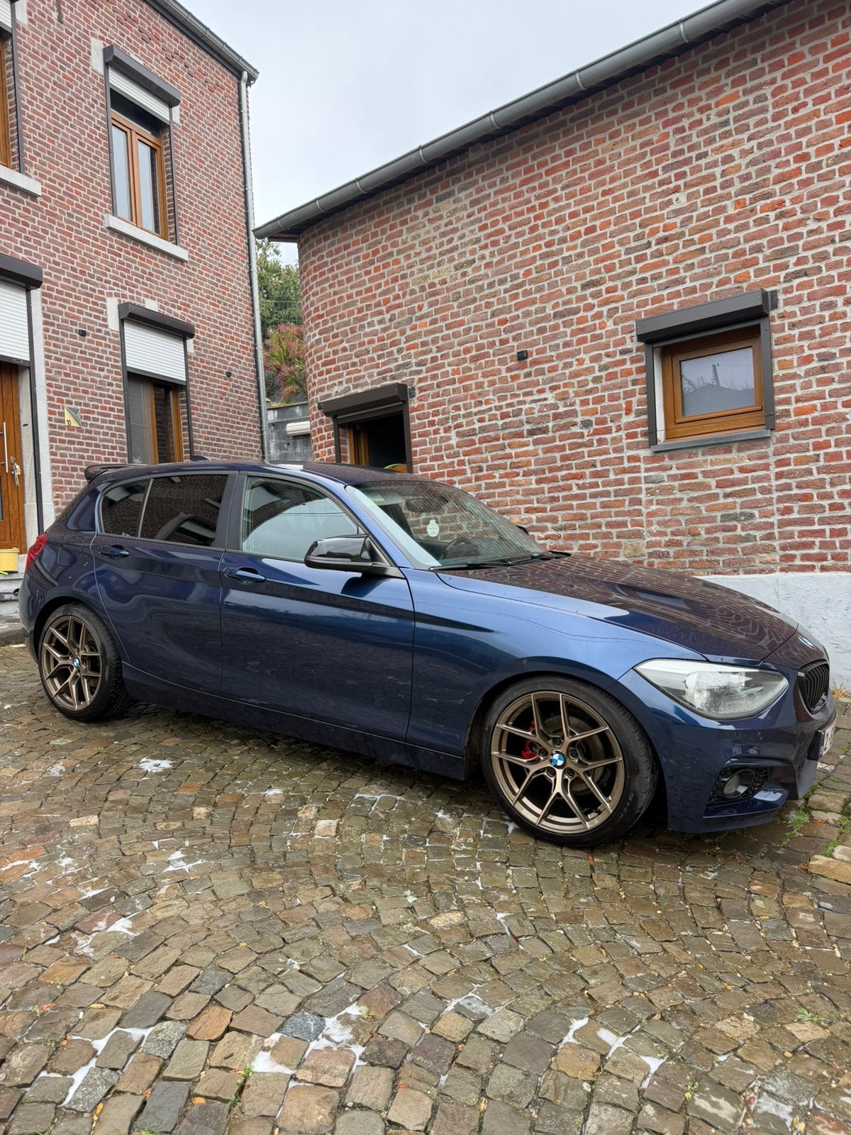 BMW 114i F20, Auto's, Zwart, Blauw, Particulier, 299 g/km