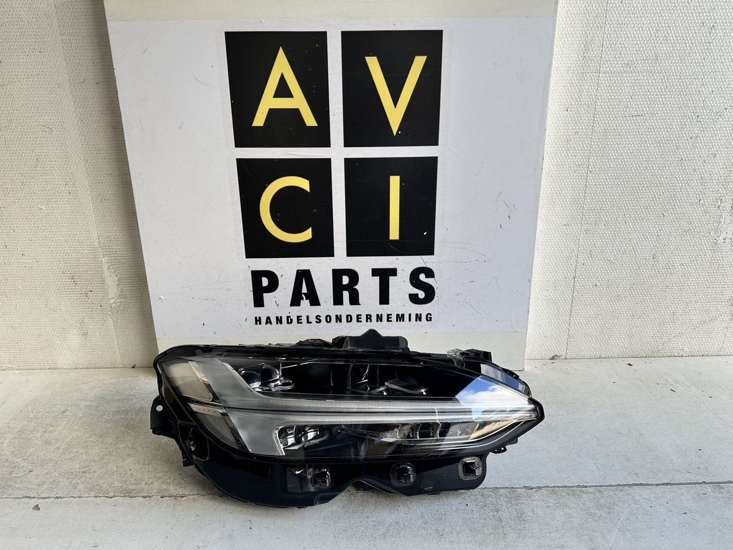 Koplamp Volvo V60 S60 Mid LED LHD 31468907 rechts, Auto-onderdelen, Gebruikt, -, -, Ophalen of Verzenden