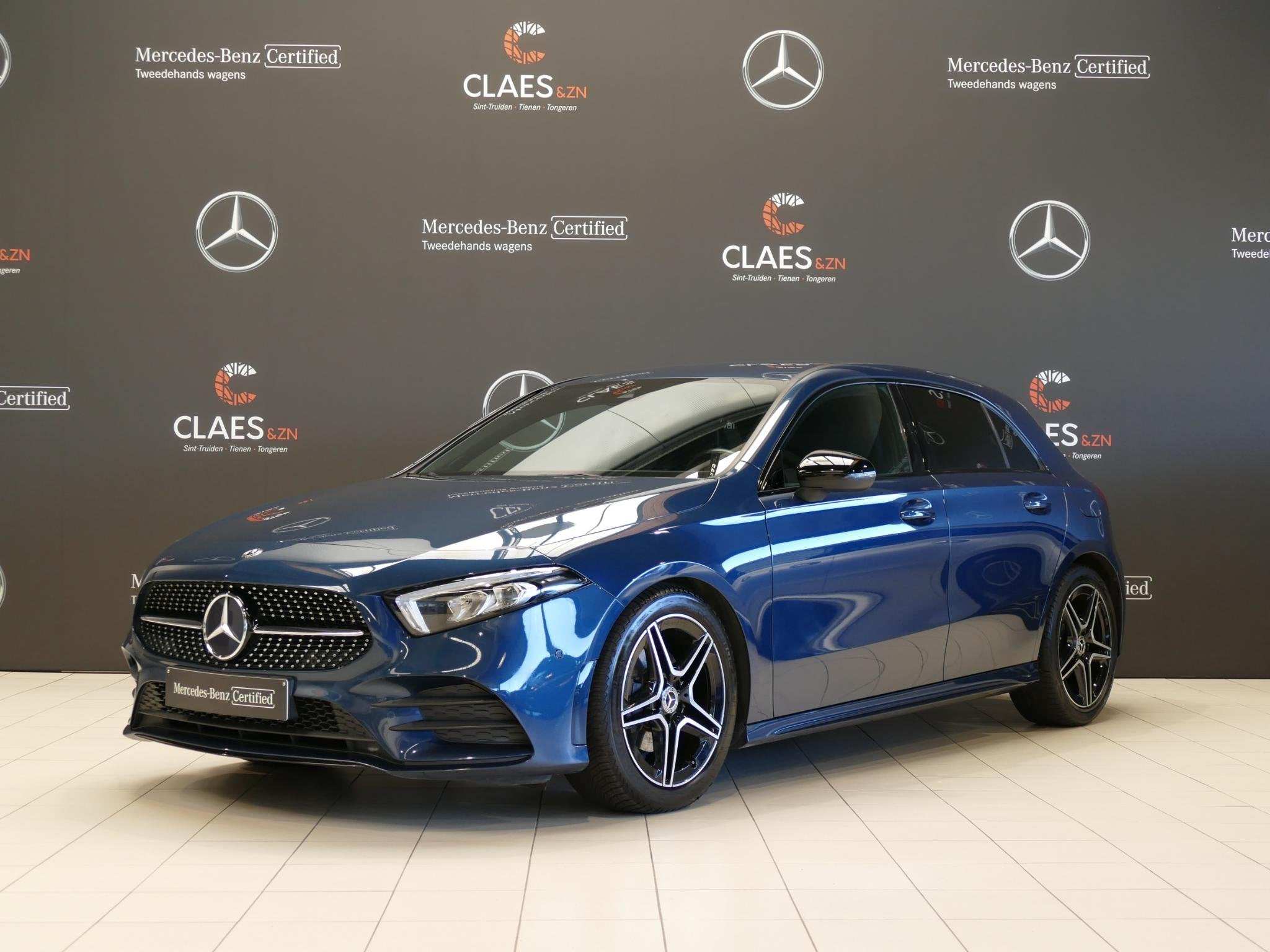 Mercedes-Benz A-Klasse 180d AMG-line DOS 8421, Autos, 116 ch, Noir, 5 portes, Automatique