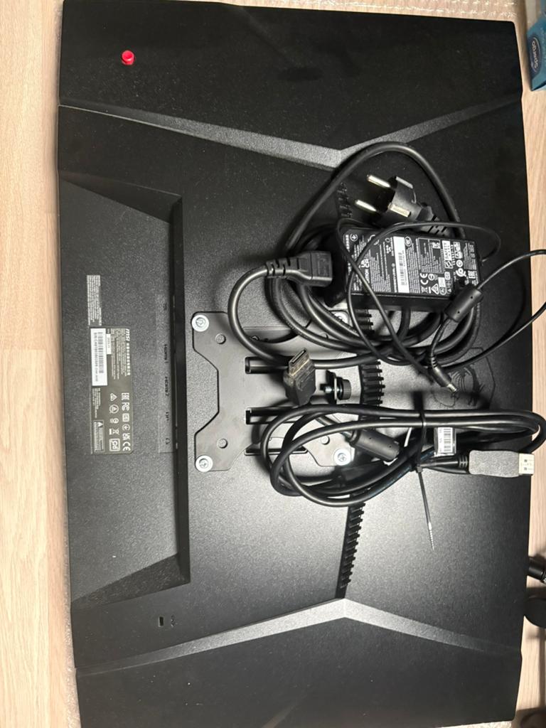 MSI G27C4E3 - Full HD Curved Gaming Monitor - 180hz - 27inch, Full HD, Zo goed als nieuw, 151 t/m 200 Hz, Ophalen