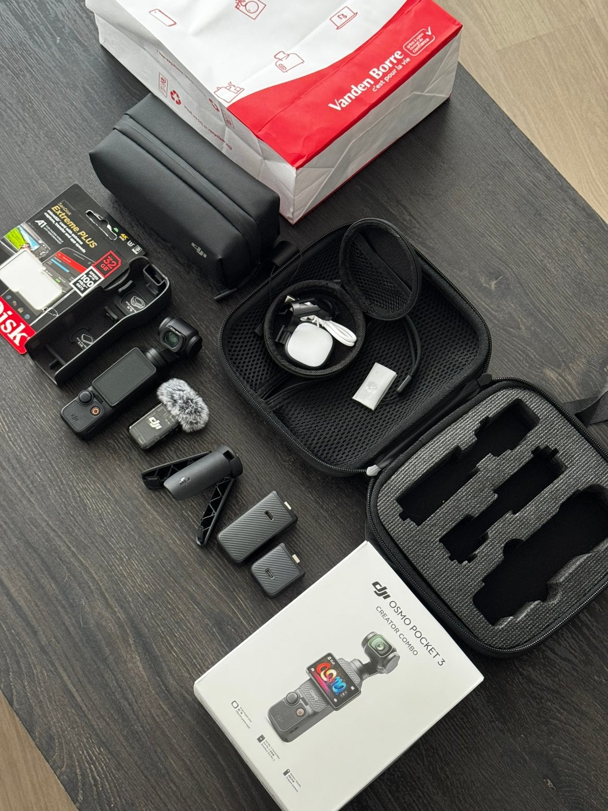 Dji osmo pocket 3 creator combo + extra’s, DJI, Appareil photo, Enlèvement, Comme neuf
