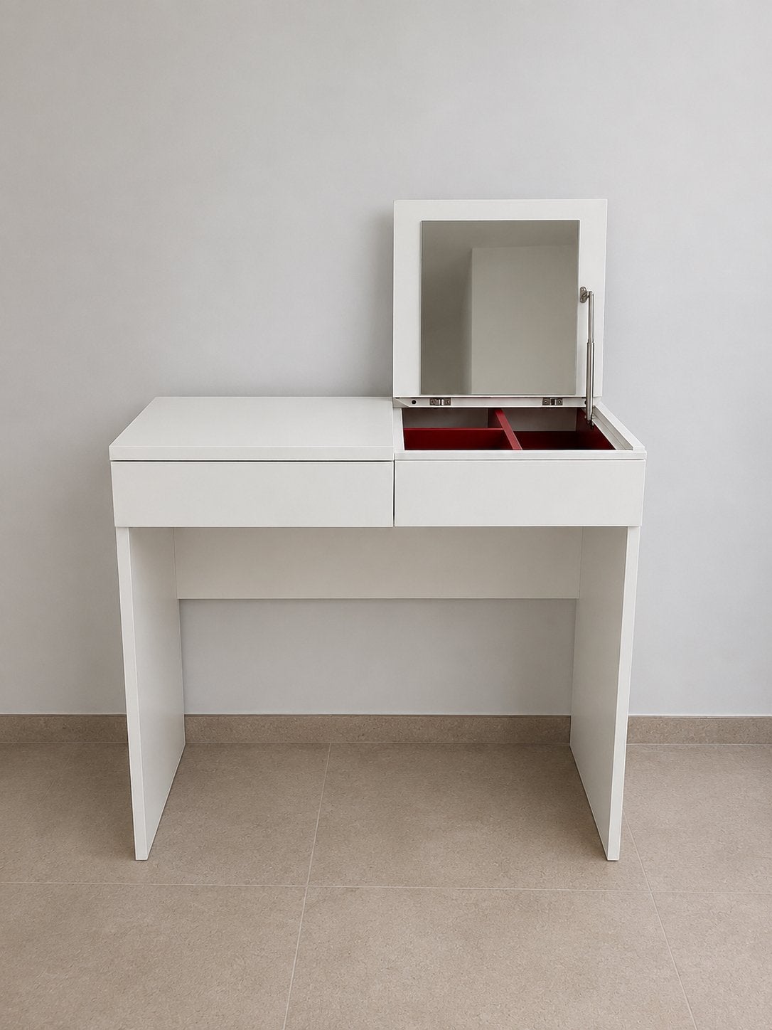 Coiffeuse IKEA avec miroir intégré, Huis en Inrichting, Tafels | Kaptafels, Zo goed als nieuw, Ophalen of Verzenden