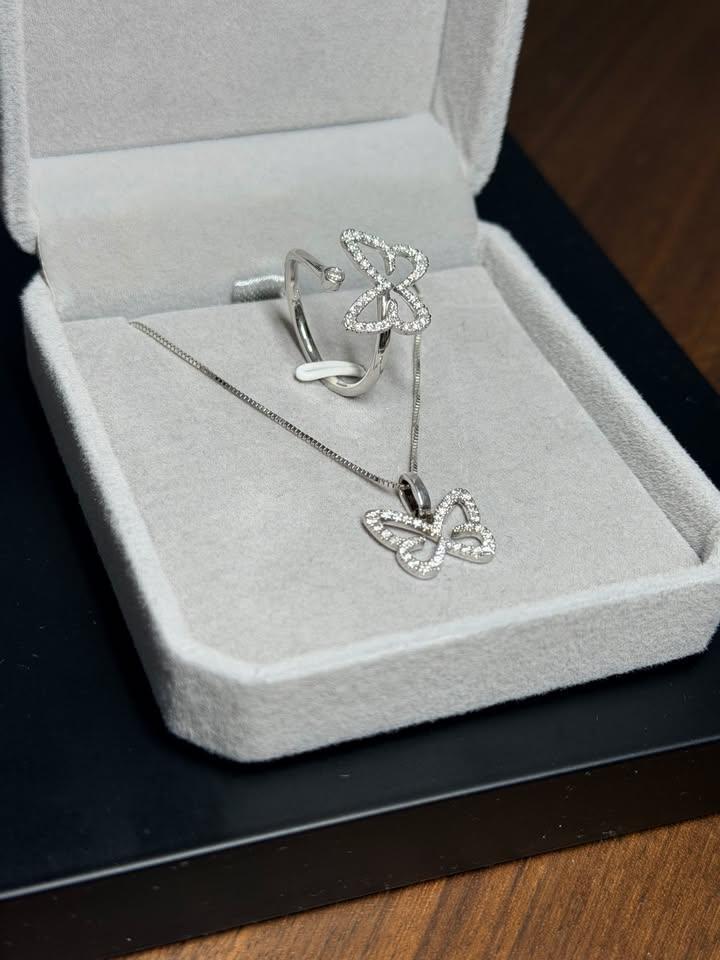 Ensemble OR 18K Diamants Naturels Bague&Pendentif Certificat, Handtassen en Accessoires, Ringen, Ophalen, Nieuw, Met edelsteen