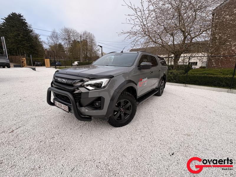 Isuzu D-Max LSE RIJDENDE DEMO PRIJS INCLUSIEF ACCESSOIRES, Autos, Argent ou Gris, Achat, Euro 6, Noir