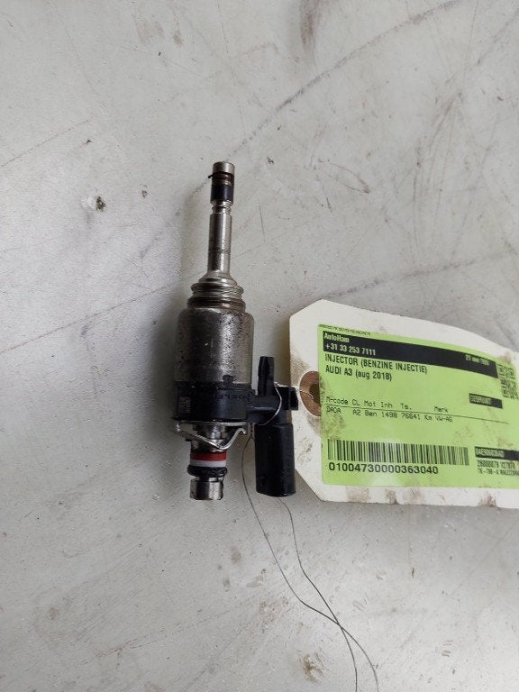 INJECTEUR Audi A3 Limousine (8VS / 8VM) (01-2013/10-2020), Dhr. J. Ham, Administratie@autoham.nl, Audi, Utilisé