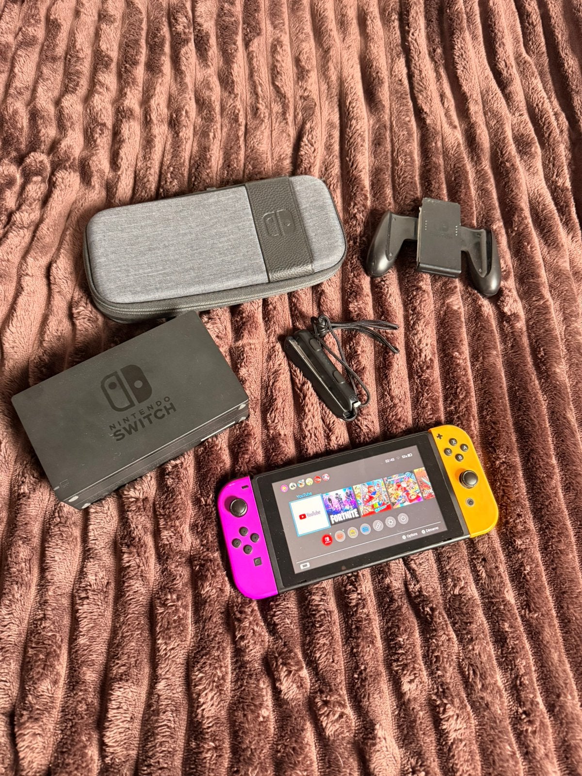 Nintendo Switch complète avec accessoires et câbles, Enlèvement, Comme neuf