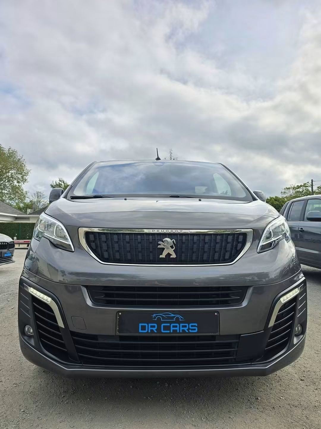 *Peugeot Expert Xl Double Cabine 5 Pl//Navi/Caméra//Cruis*, Autos, 90 kW, Argent ou Gris, Achat, Euro 6