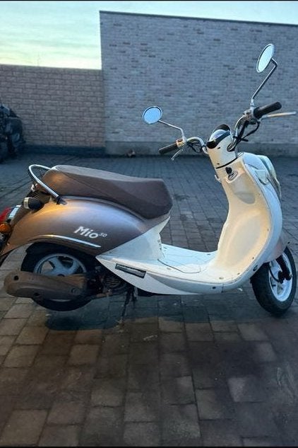 sym mio 50cc, Fietsen en Brommers, Ophalen, Zo goed als nieuw, SYM
