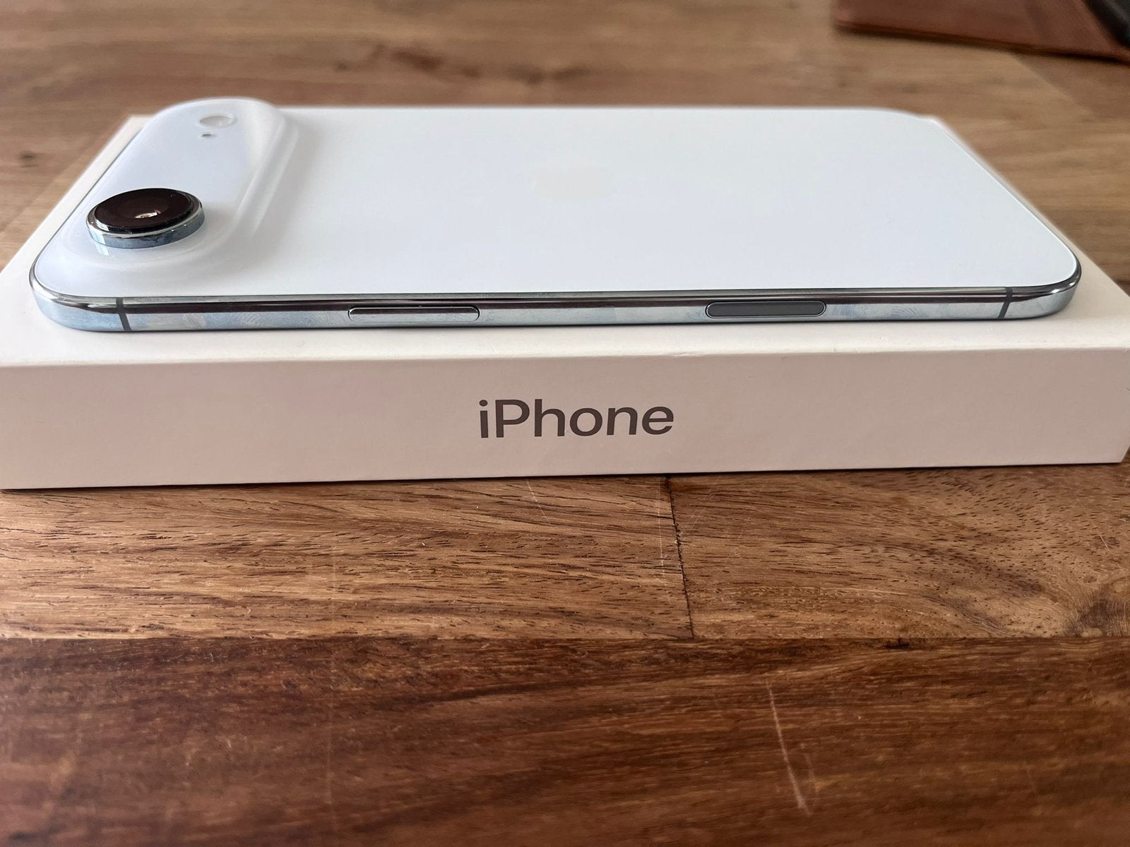 Iphone 17 air nieuw, Telecommunicatie, Ophalen of Verzenden, Zo goed als nieuw