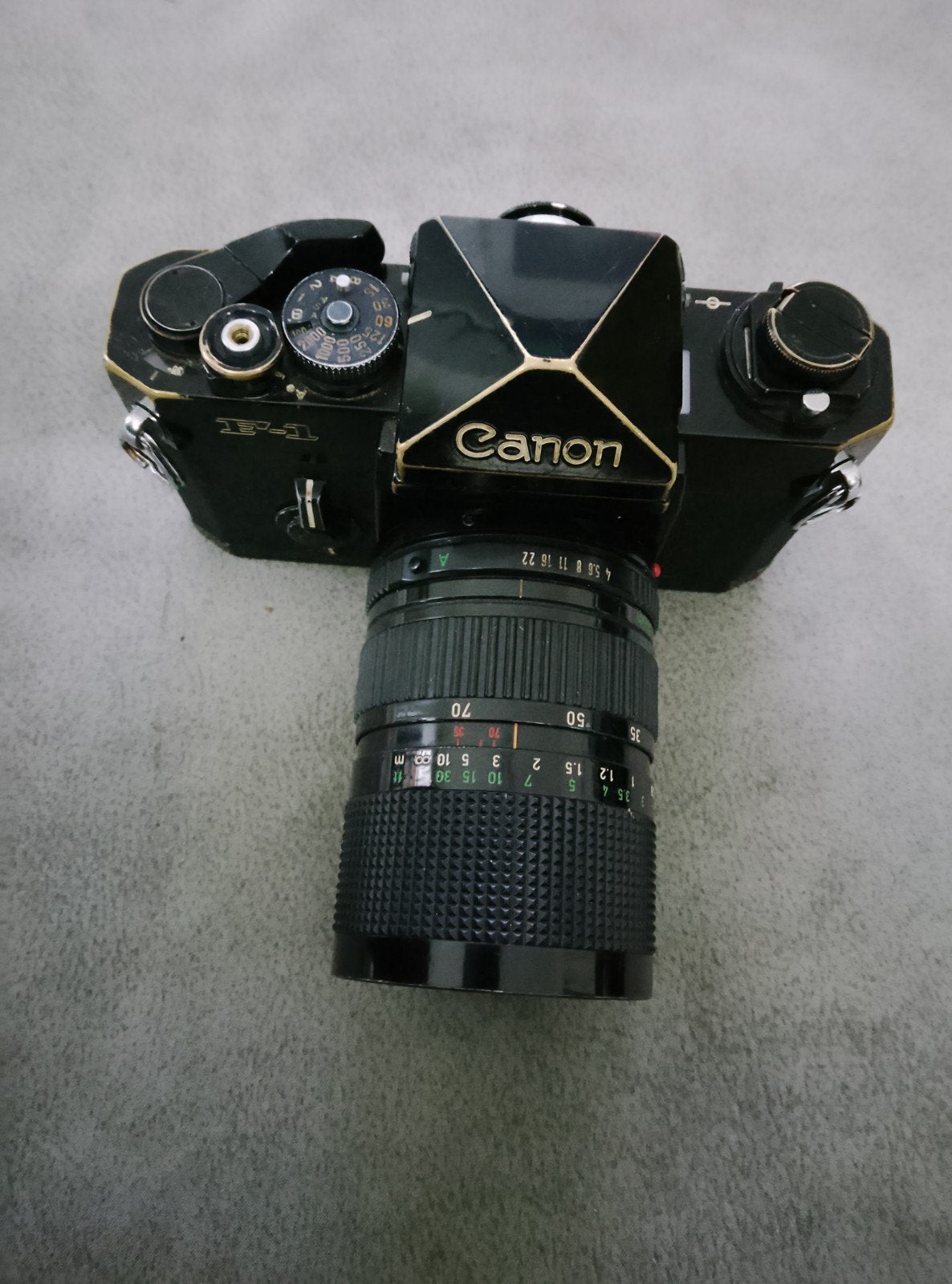 Canon F1 met Canon FD 35-70mm F4 lens, TV, Hi-fi & Vidéo, Enlèvement ou Envoi, Utilisé, Reflex miroir, Canon
