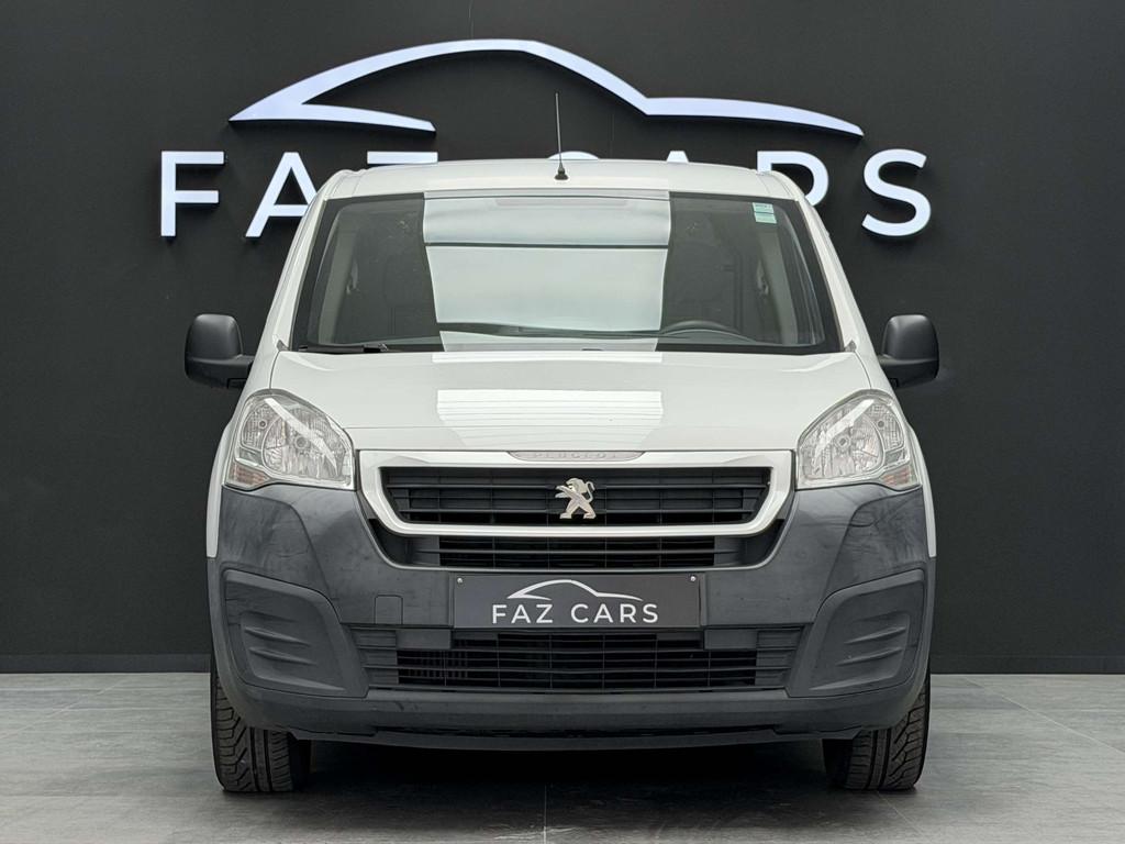 Peugeot Partner * Réservé * (bj 2015), Auto's, Voorwielaandrijving, Euro 5, Stof, Gebruikt