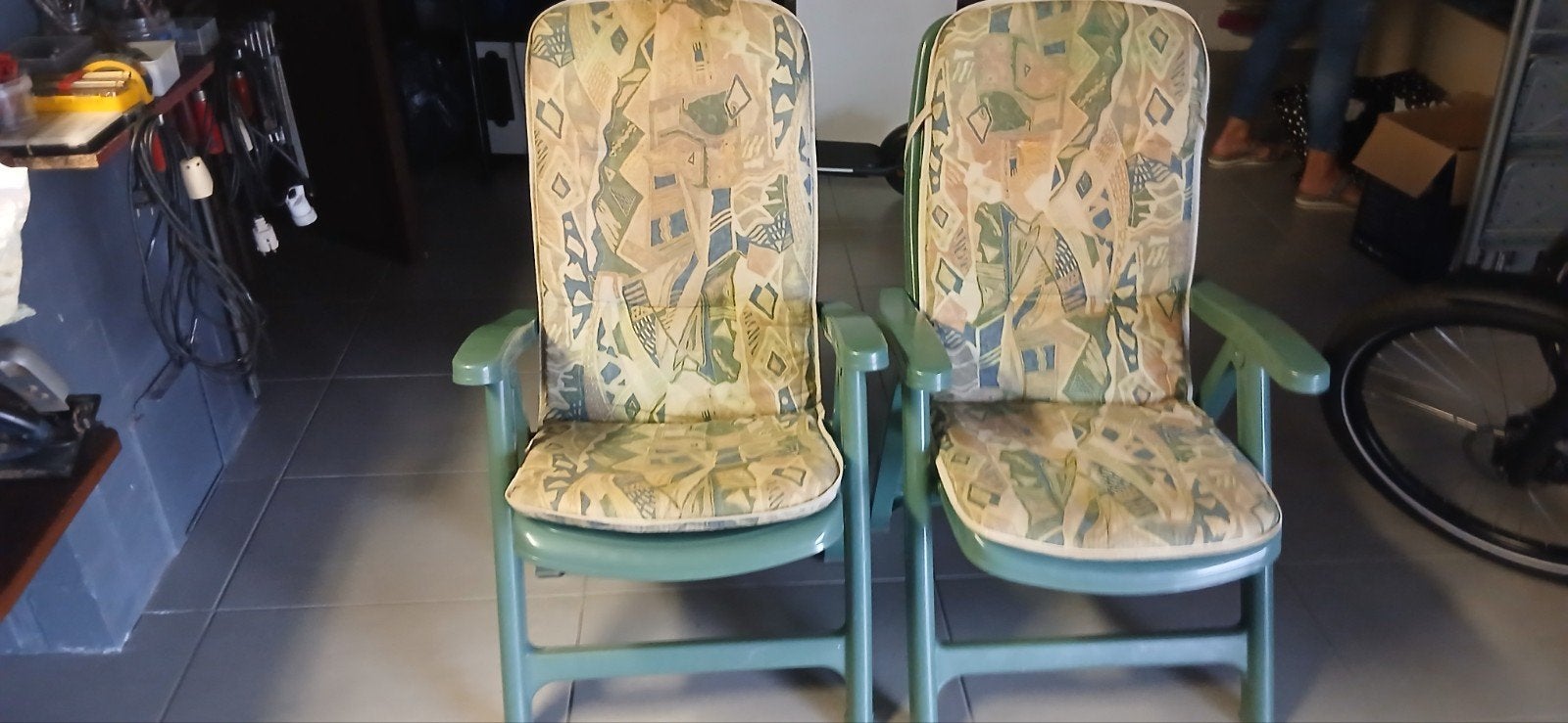 2 tuinzitstoel, Ophalen