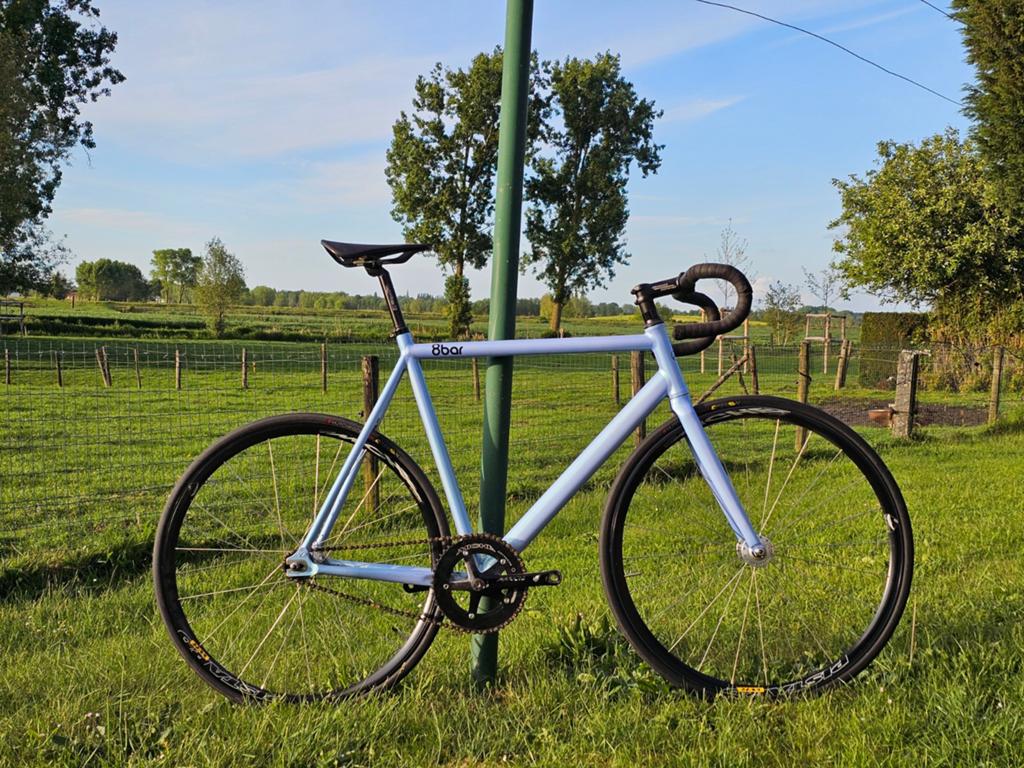 8bar Fhain V3 59 cm – Fixed Gear – Miche setup, Fietsen en Brommers, Ophalen