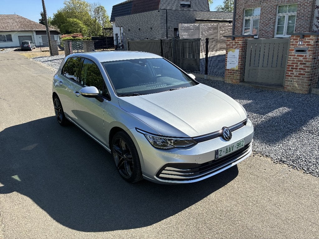 VW GOLF 8 / 1.5 e-TFSE / AUTOMAAT /, Automaat, Dealer onderhouden, Euro 6, 4 cilinders