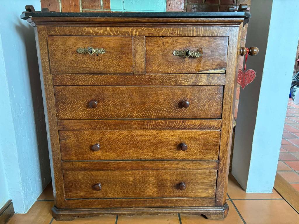 Meuble en chêne, Maison & Meubles, Armoires | Commodes, 5 tiroirs ou plus, Style Régional / Campagne Chic, Enlèvement, Utilisé