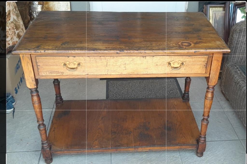Prachtige eiken bijzet tafel., Antiek en Kunst, Ophalen