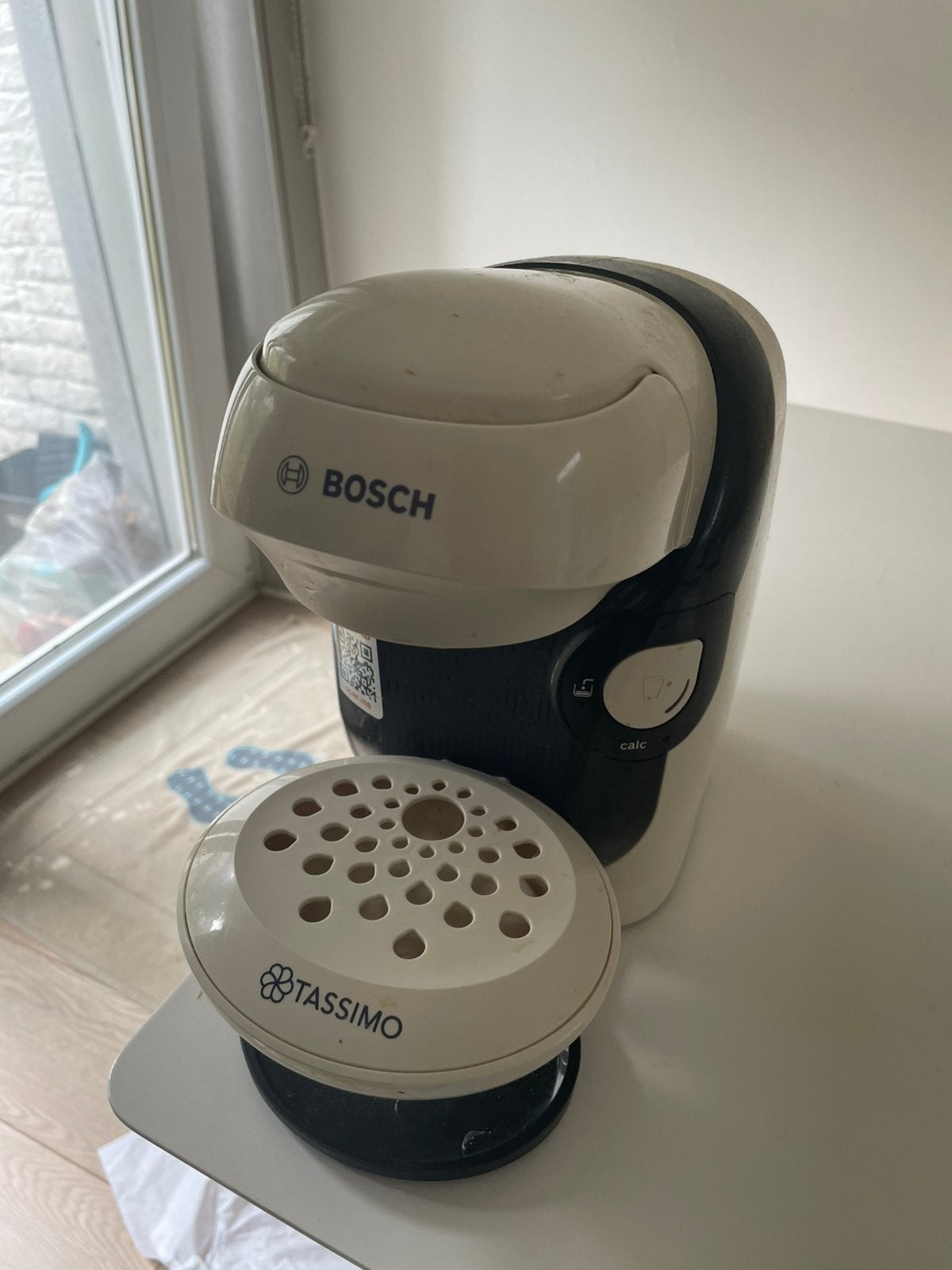 Machine à café Tassimo Bosch, Koffiemachine, Ophalen of Verzenden, Zo goed als nieuw, Koffiepads en cups