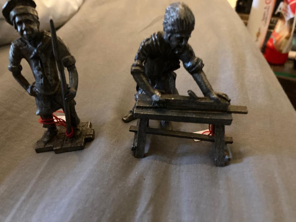 2 figurines métier, Enlèvement ou Envoi