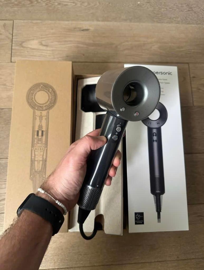 Dyson Super Sonic new, Bijoux, Sacs & Beauté, Beauté | Soins des cheveux, Enlèvement ou Envoi, Neuf