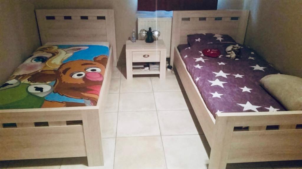 Magnifique Chambre 2 Lits + Garde Robe + Chevet, Maison & Meubles, Enlèvement, Comme neuf