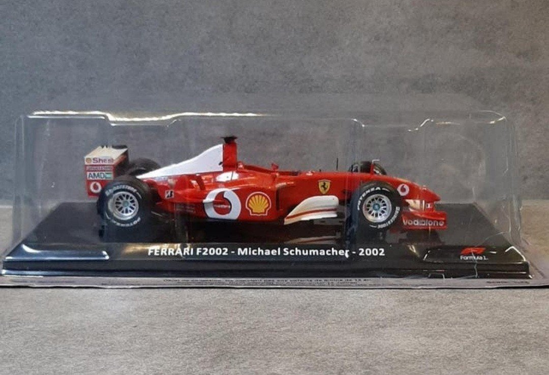 Premium Collectibles/1:24/Ferrari F 2002/Michael Schumacher/, Enlèvement ou Envoi, Comme neuf, Voiture, Autres marques