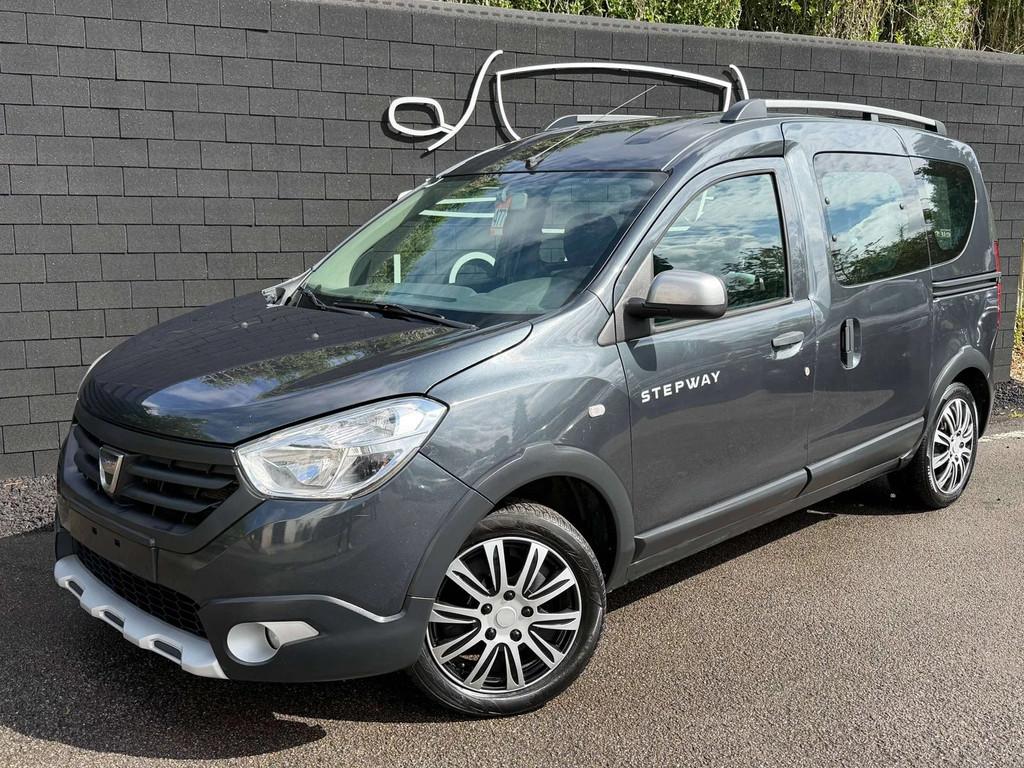 Dacia Dokker Stepway 1.5 dCi NAVI+AIRCO (bj 2017), Auto's, Dacia, Bedrijf, Te koop, Dokker, ABS, Airconditioning, Bluetooth, Centrale vergrendeling