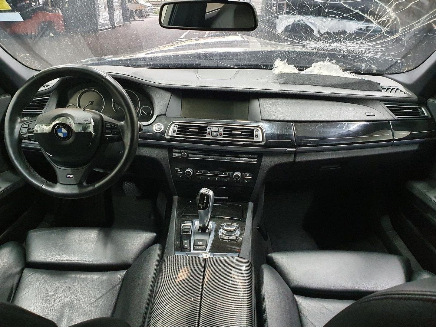 BMW 7 SERIES F01 750i High Executive NAVIGATIE 2012, Enlèvement ou Envoi, Utilisé, ARN reconnu