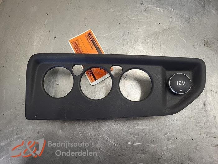 Prise 12 Volts d'un Ford Transit, -, 3 mois de garantie, -, -