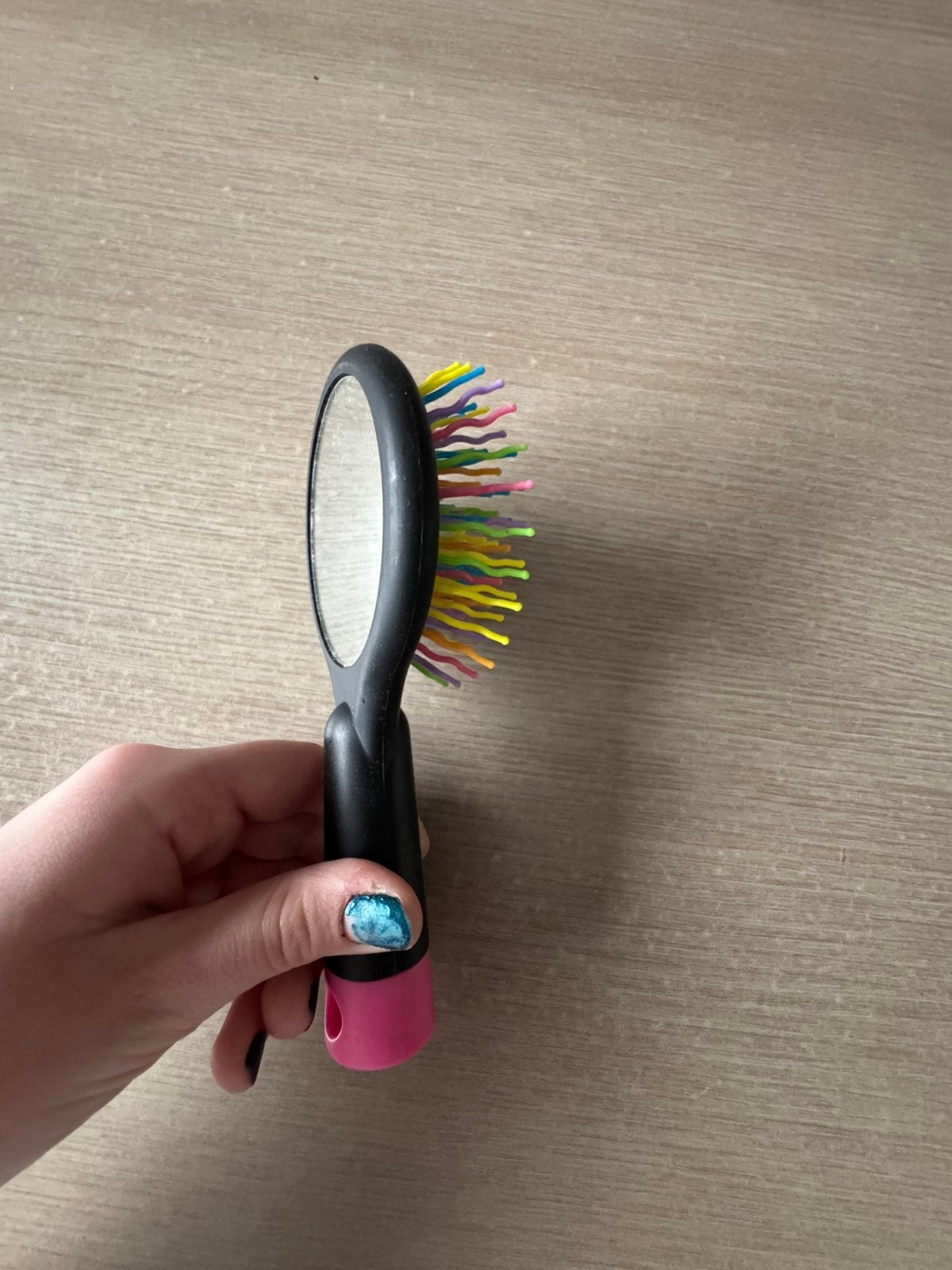 Borstel met spiegel Regenboog, Ophalen, Zo goed als nieuw