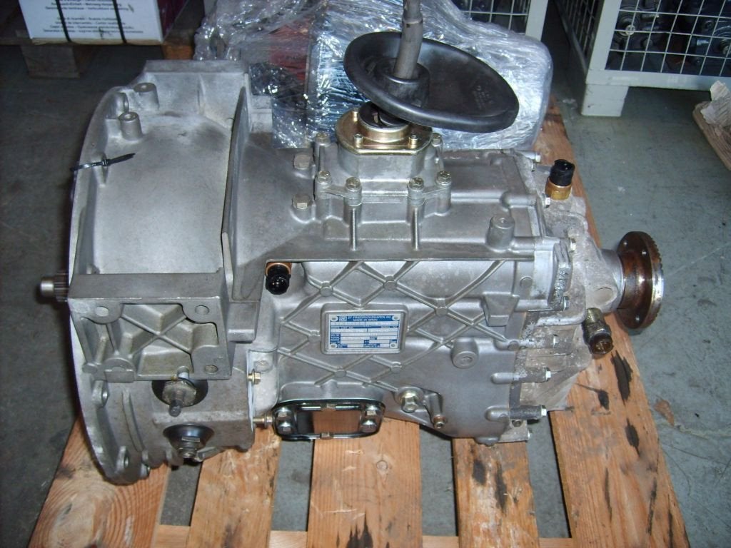Mercedes-Benz ZF S5-42, Autos : Pièces & Accessoires, Pièces camion, Mercedes-Benz, Transmission et Accessoires, Utilisé