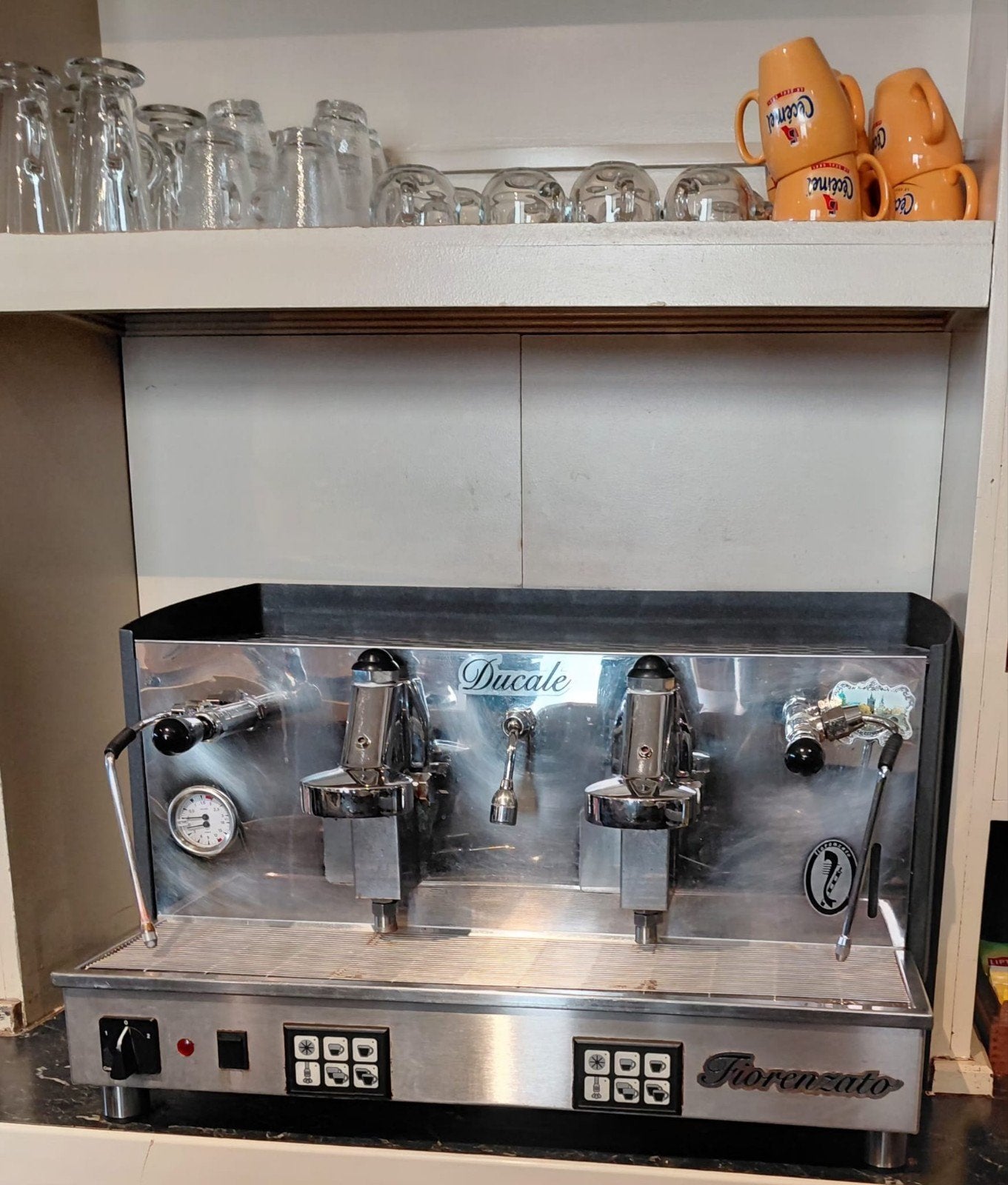 Fiorenzato ducale inox 4koffies 2steamers, Enlèvement