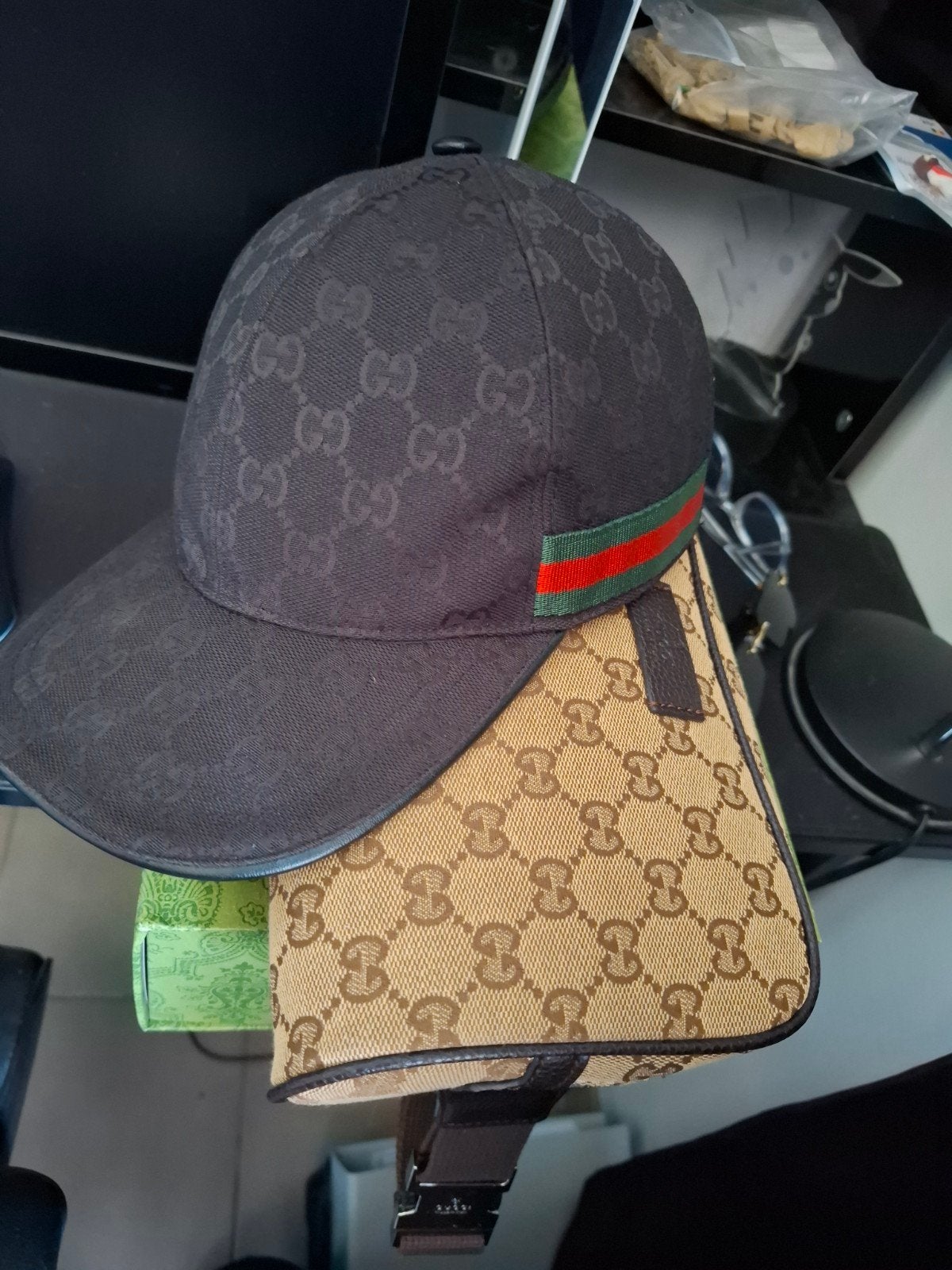 zwart klassiek gucci pet, Enlèvement, Casquette