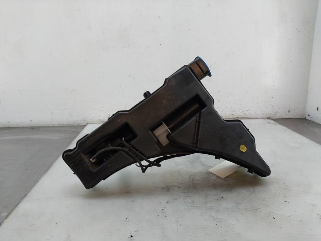 LAVE-GLACE RESERVOIR AVANT Audi A5 Sportback (F5A / F5F), Auto-Union-Straße  1,
85057  Ingolstadt, DE, Info@audi.de, Audi, Utilisé
