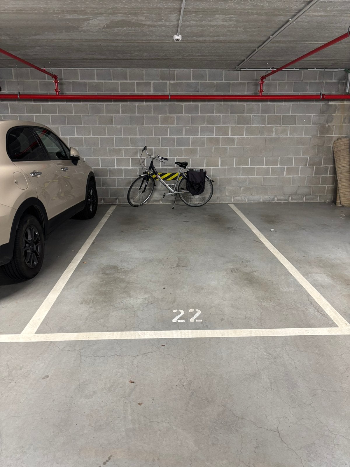 Autostaanplaats te huur Antwerpen park spoor Noord., Immo, Garages & Places de parking, Anvers (ville)