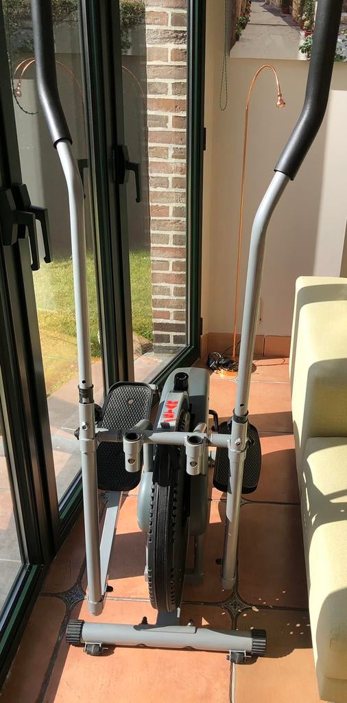 Hometrainer, Sport en Fitness, Ophalen, Gebruikt, Benen, Hometrainer