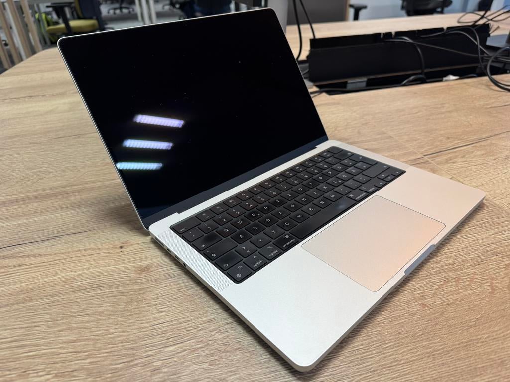 Macbook Pro - 2024 M3Pro 18GB, Informatique & Logiciels, Apple Macbooks, Comme neuf, MacBook, Enlèvement