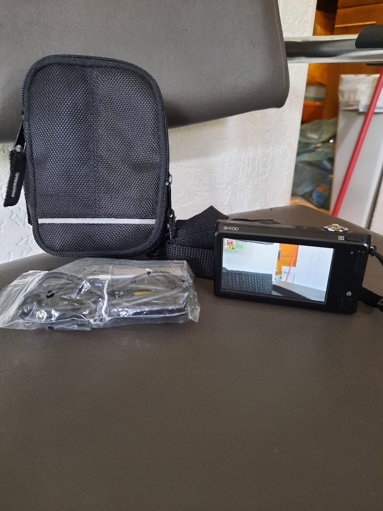 Samsung SH100 digitale Smart camera Touchscreen met WiFi, Carte mémoire, Enlèvement ou Envoi, Caméra, Comme neuf