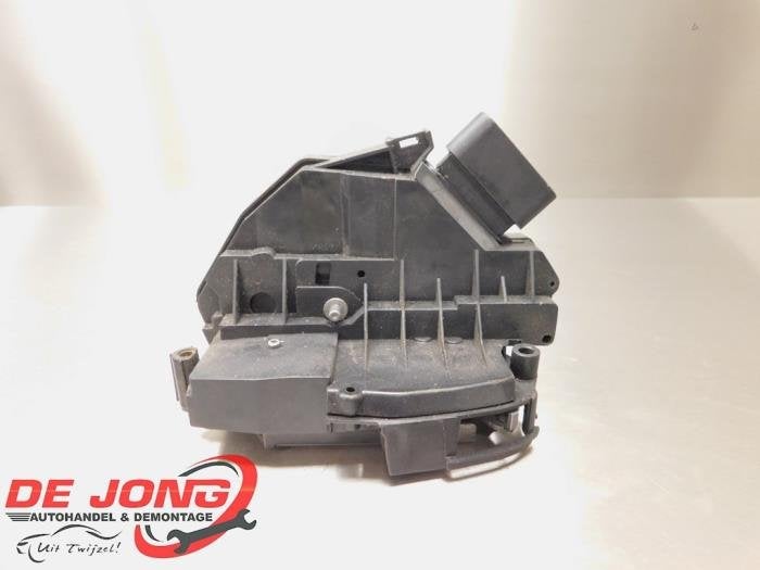 Deurslot Mechaniek 2Deurs rechts van een Ford Fiesta, Auto-onderdelen, Carrosserie, Ford, Gebruikt, 3 maanden garantie, Ophalen of Verzenden