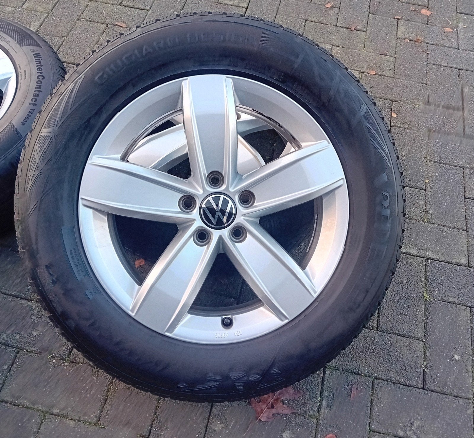 Pneus d'hiver pour VW Tiguan Kodiaq 5x112 17 pouces 7 et 5 m, Autos : Pièces & Accessoires, Enlèvement, Utilisé, Seat