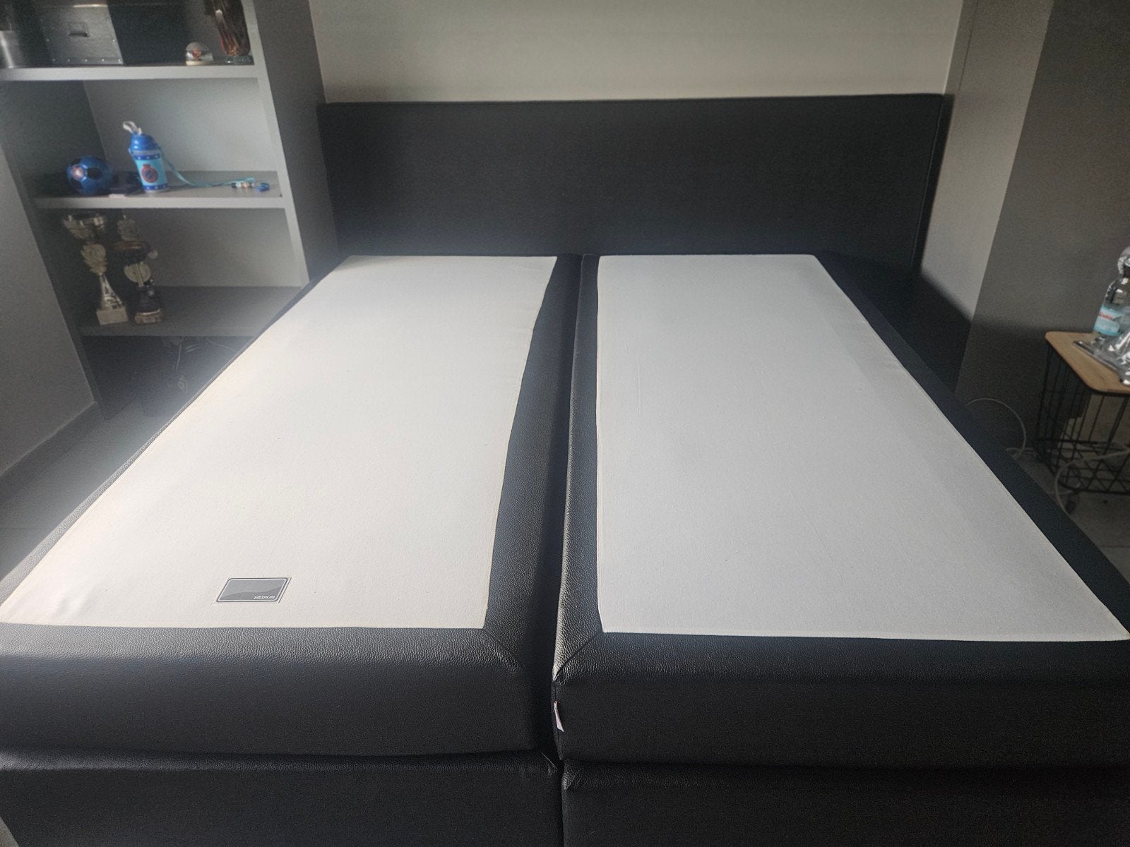 Boxspring in uitstekende staat Swiss Sense, Enlèvement, Comme neuf, Deux personnes, Noir