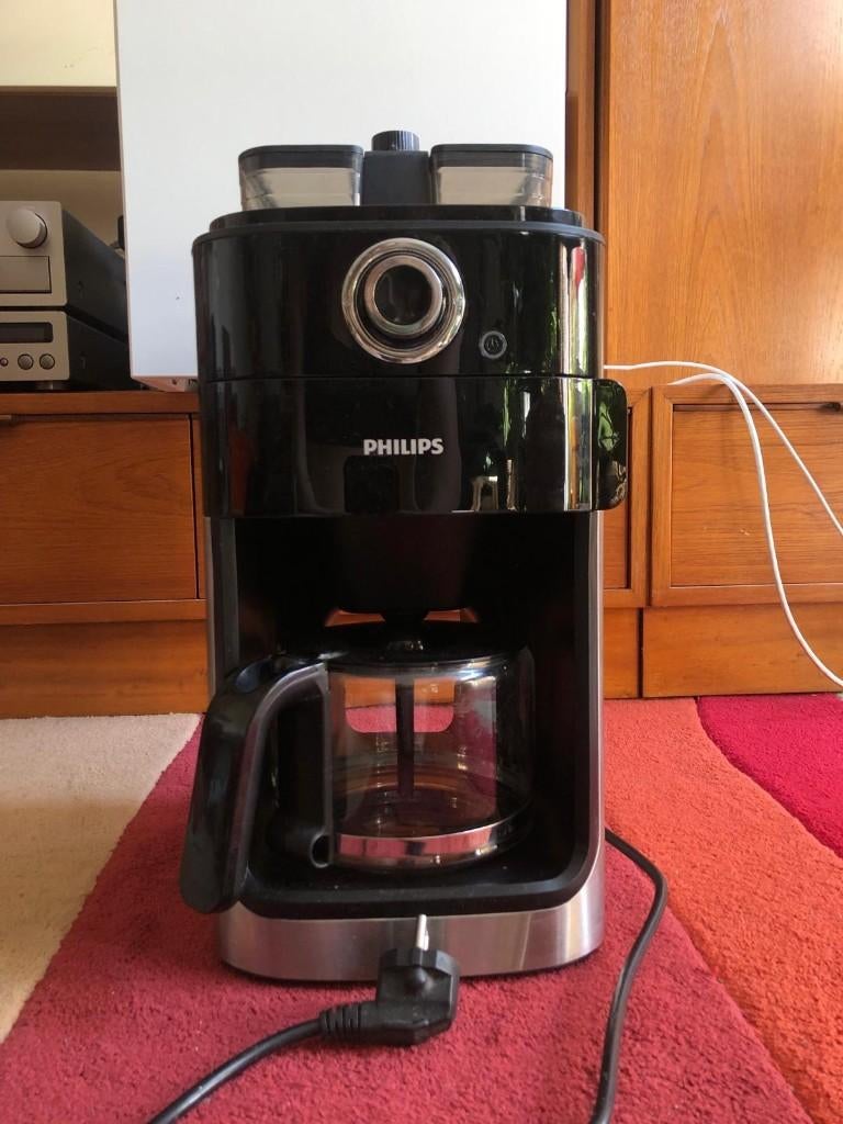 Philips Grind & Brew HD7769/00, noir, métal, Café en grains, Utilisé, 10 tasses ou plus, Enlèvement
