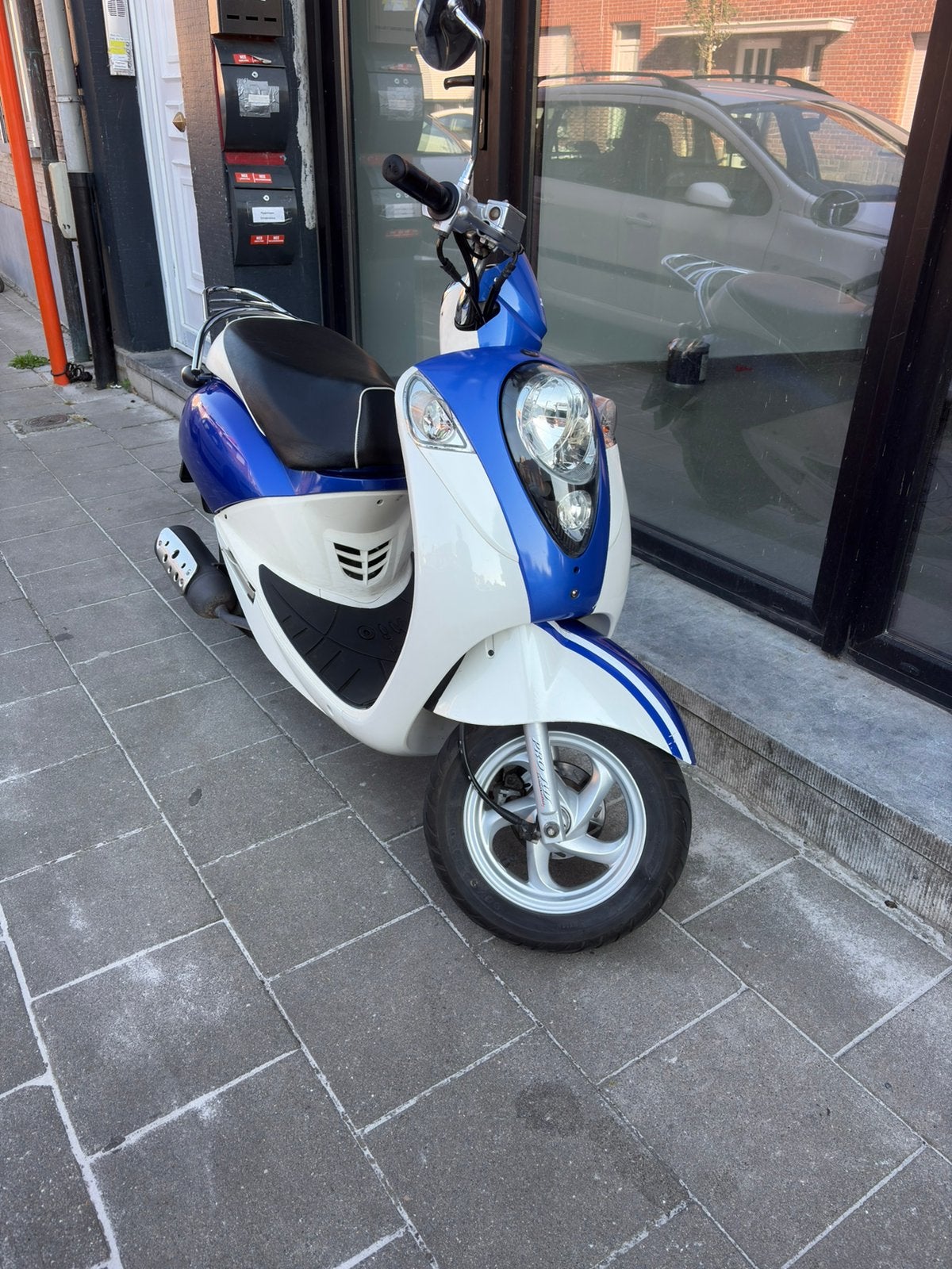 Sym Mio 50 (classe B), Mio, Comme neuf, Classe B (45 km/h), Enlèvement