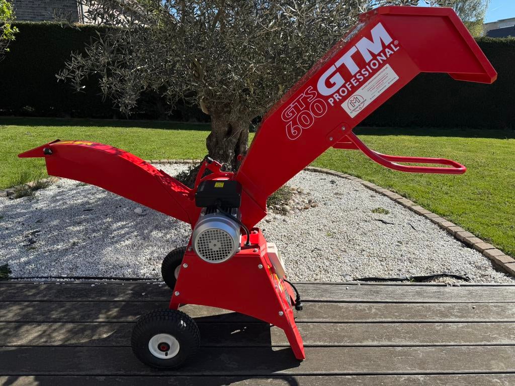 Broyeur de branche électrique GTM professional GTS600E, Jardin & Terrasse, Déchiqueteurs, Comme neuf, Électrique, Enlèvement ou Envoi