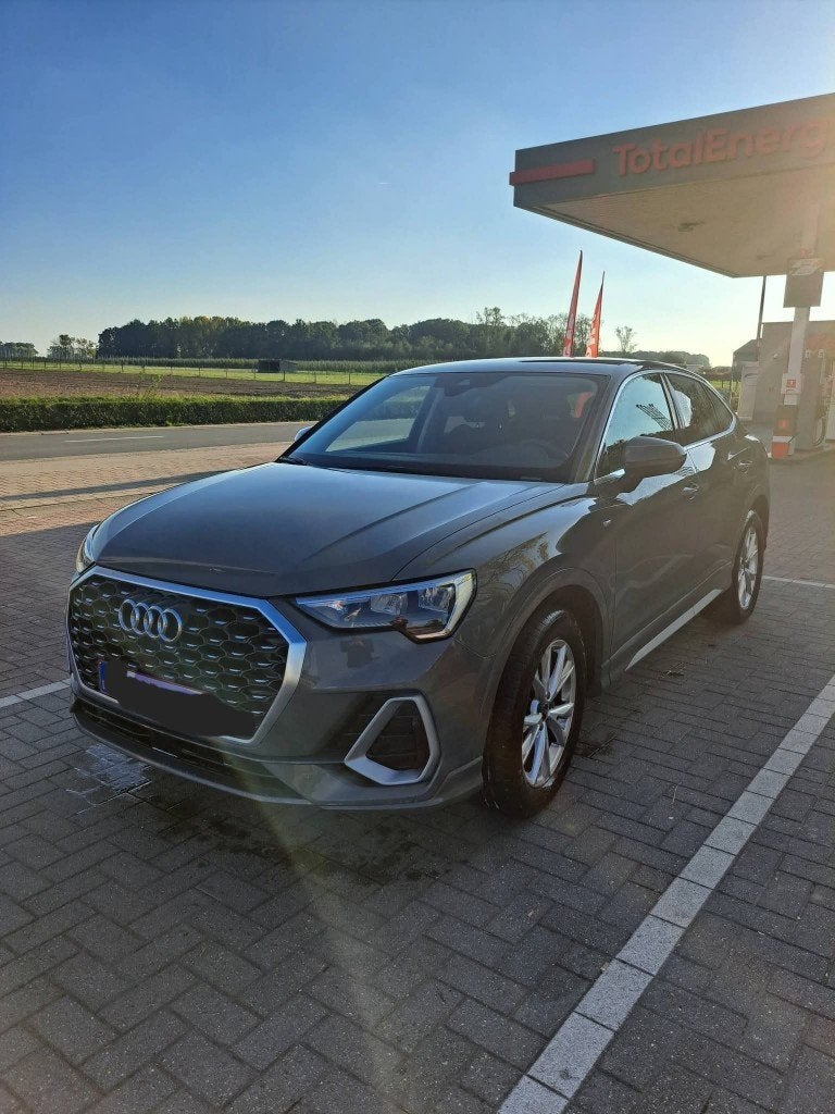 Audi Q3 Sportback S line 35 TFSI - 48000 km, Auto's, Voorwielaandrijving, Stof, Handgeschakeld, 5 deurs