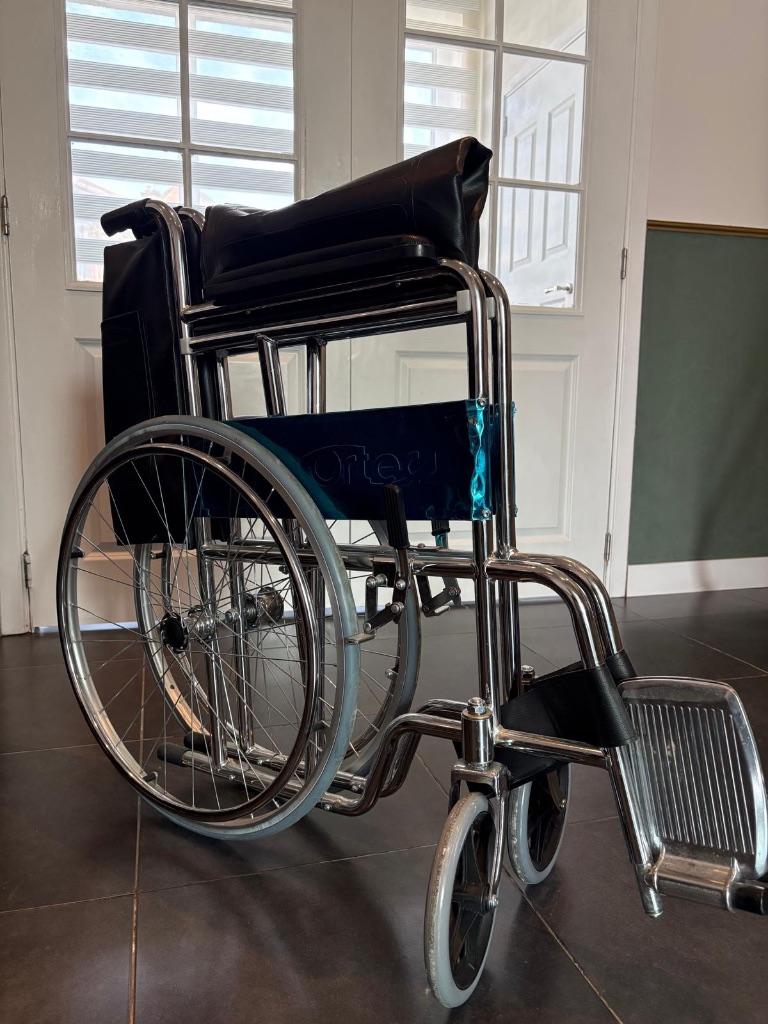 Opplooibare rolstoel, Diversen, Rolstoelen, Ophalen, Inklapbaar, Zo goed als nieuw, Duwrolstoel