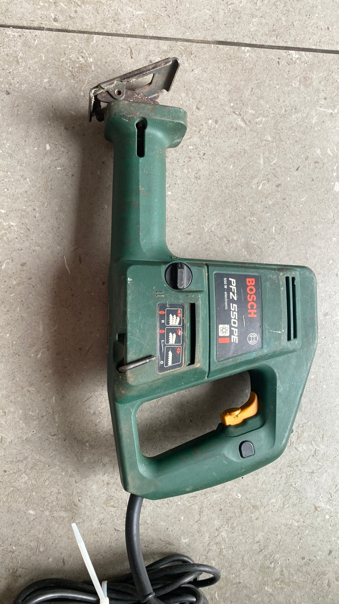 Bosch 550 pe, Bricolage & Construction, Outillage | Foreuses, Enlèvement, Utilisé