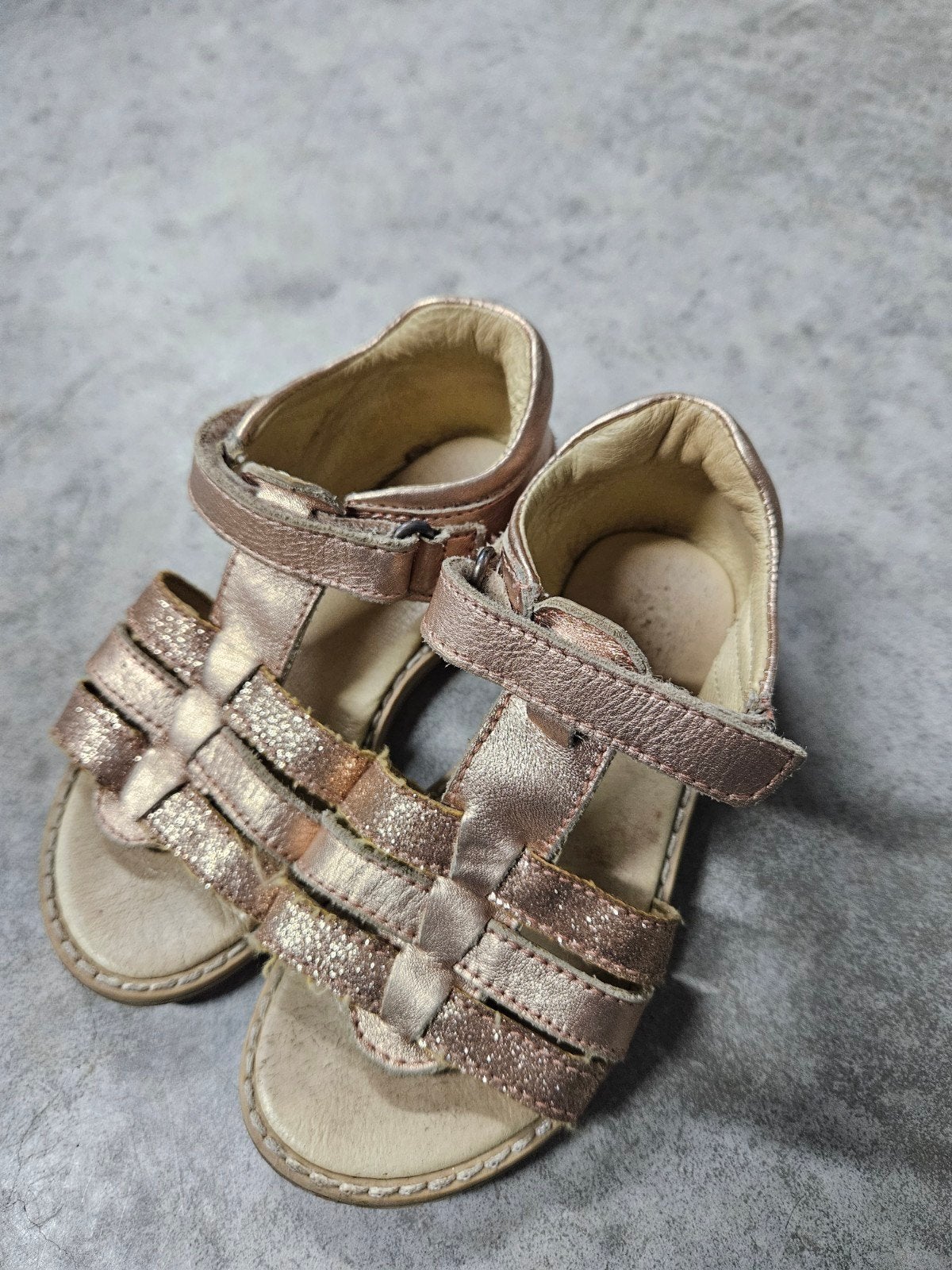Sandaaltjes meisjes maat 25, Kinderen en Baby's, Kinderkleding | Schoenen en Sokken, Ophalen