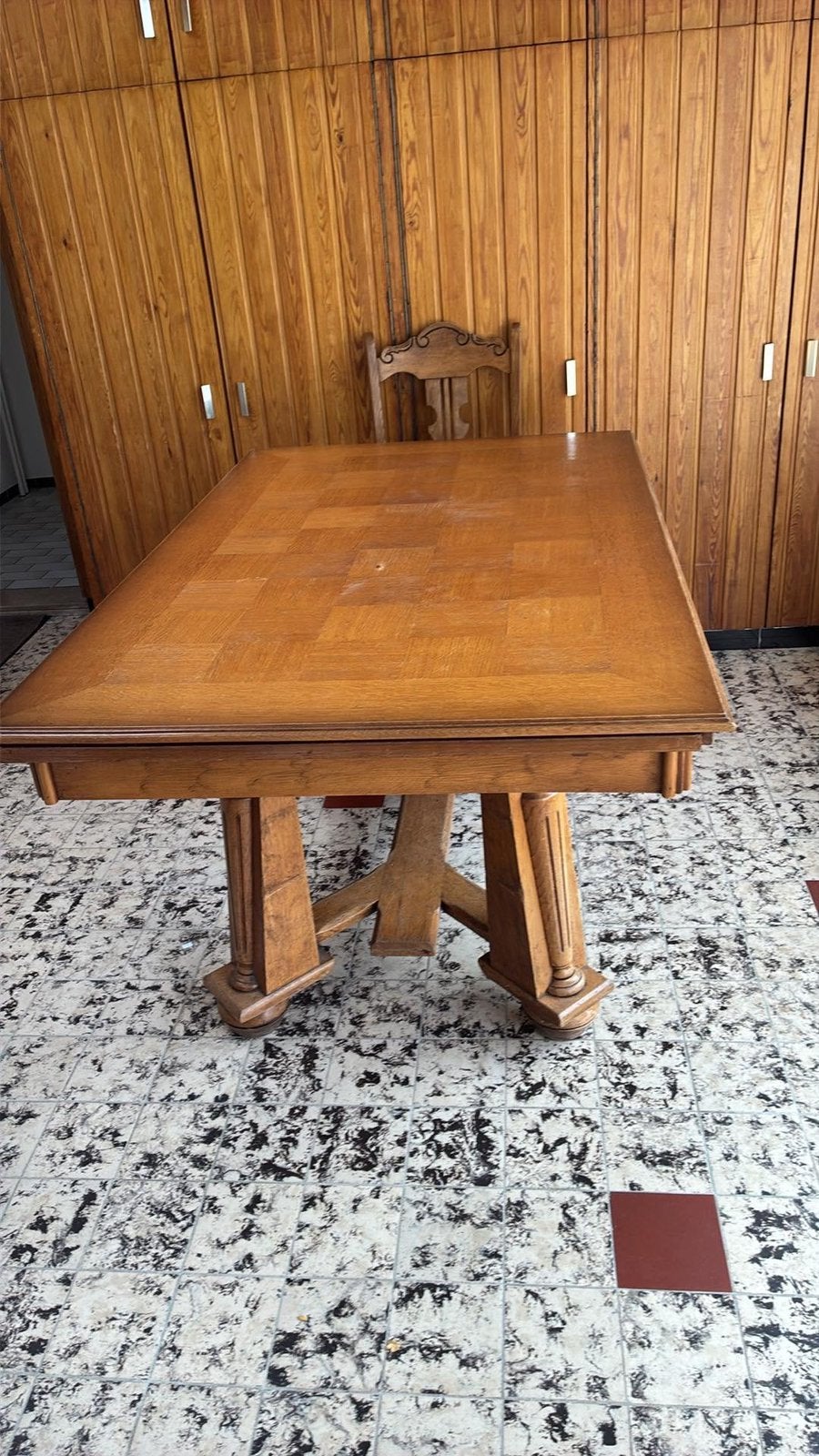 Tafel uittrekbaar en 5 stoelen, Ophalen, Gebruikt