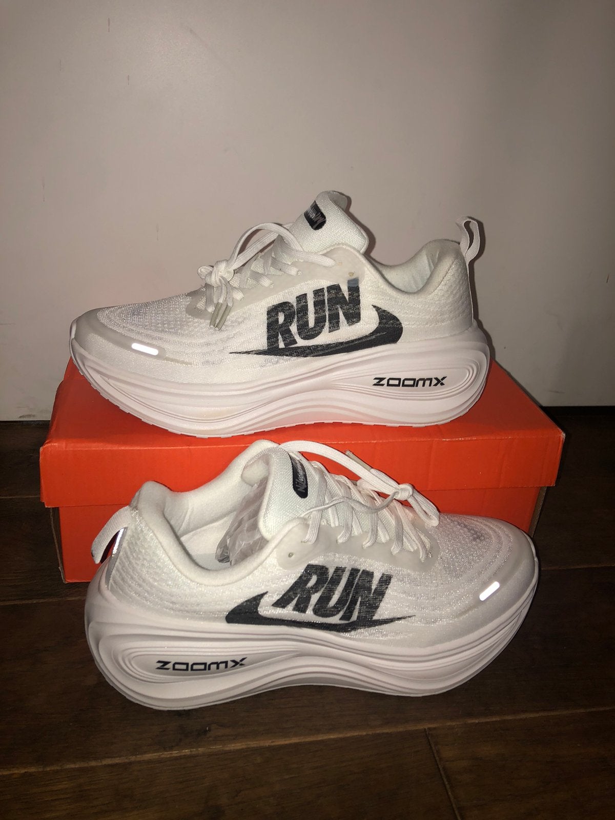 Nike Zoom X, Neuf, Enlèvement, Chaussures de sport, Blanc